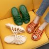 Cut-out Platform Slippers Women Men Fashion Beach Slides Soft EVA Lovers Indoor Batrhoom Slipper Ladies Home Floor Shoes SH478